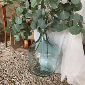 Dame Jeanne transparente