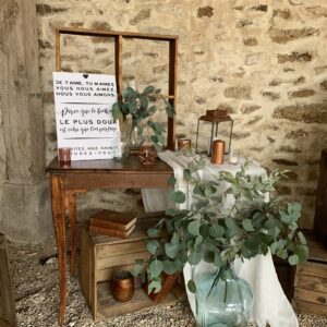 Table en bois vintage